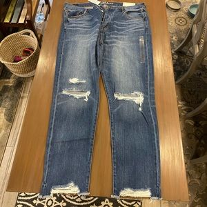 Hi-Rise Girlfriend Jeans